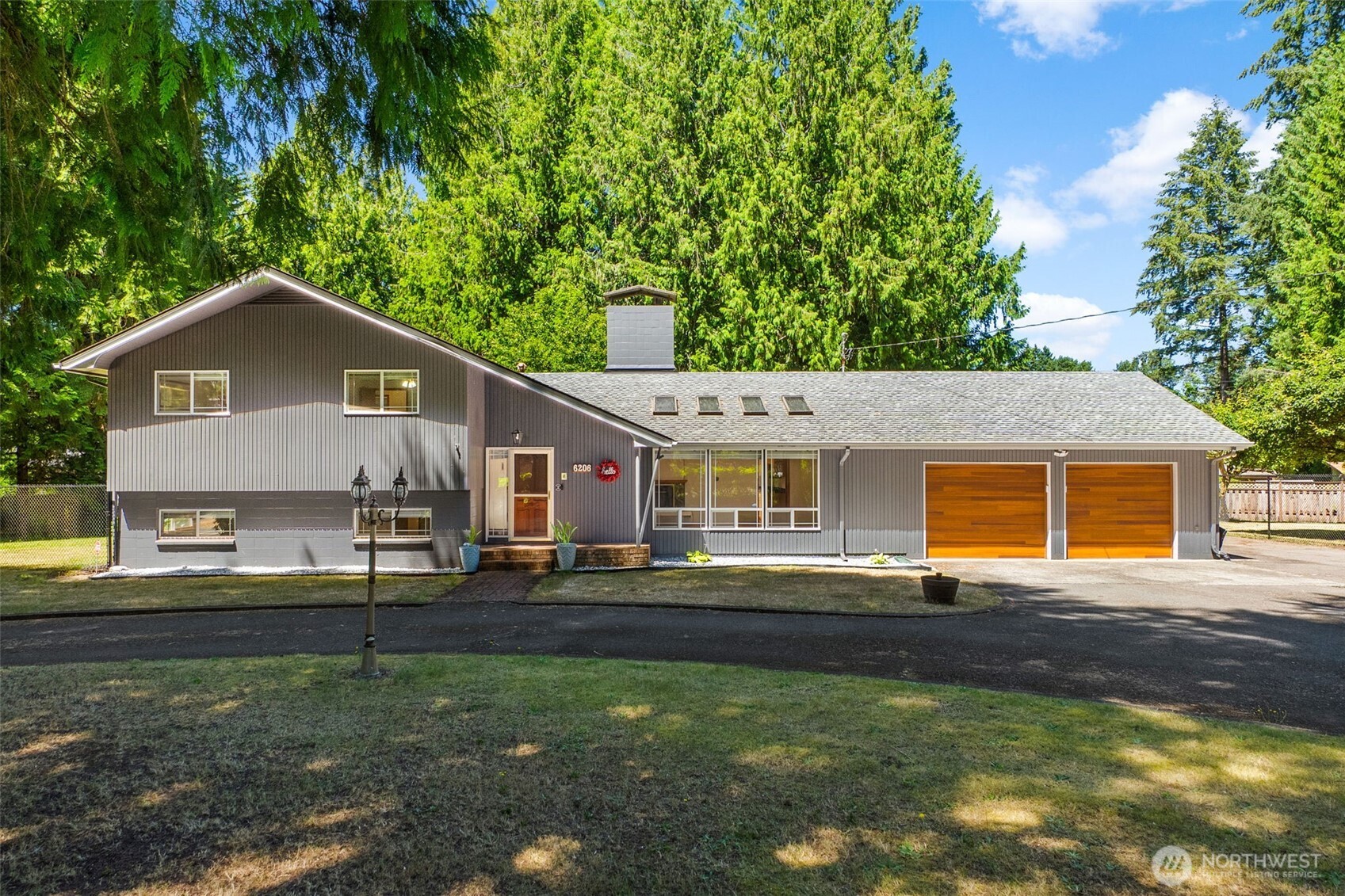 6206 Shady Lane