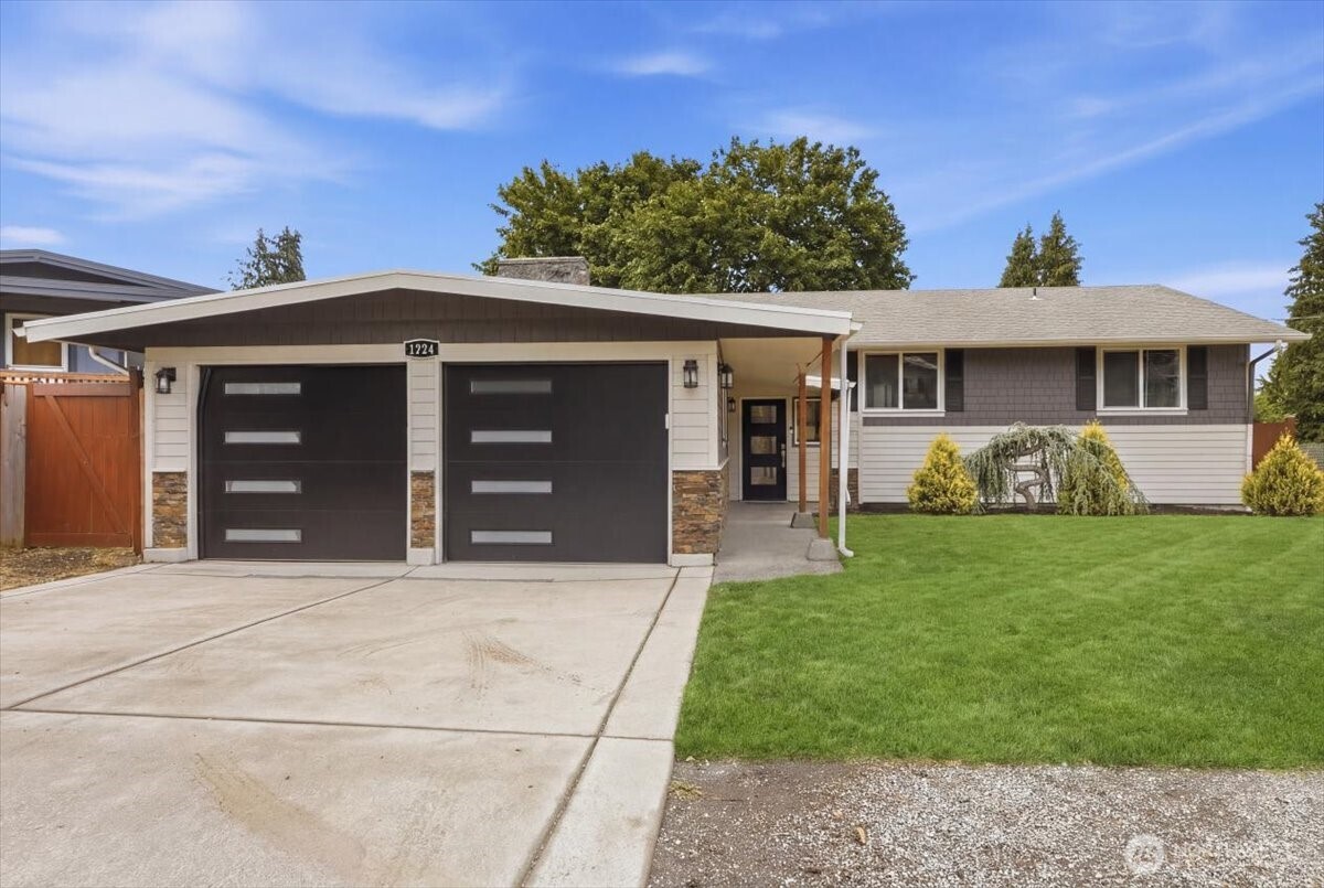 1724 Narrows Drive