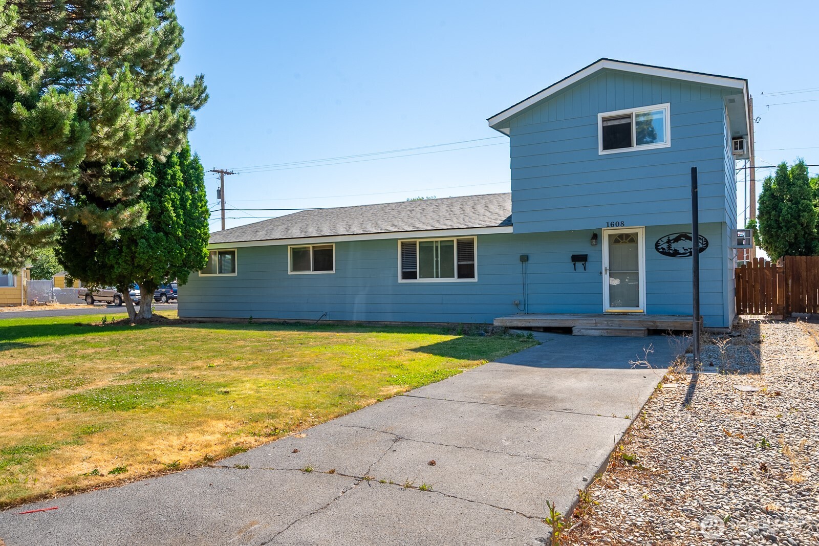 1608 C St.