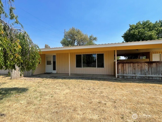 511 Castle Drive