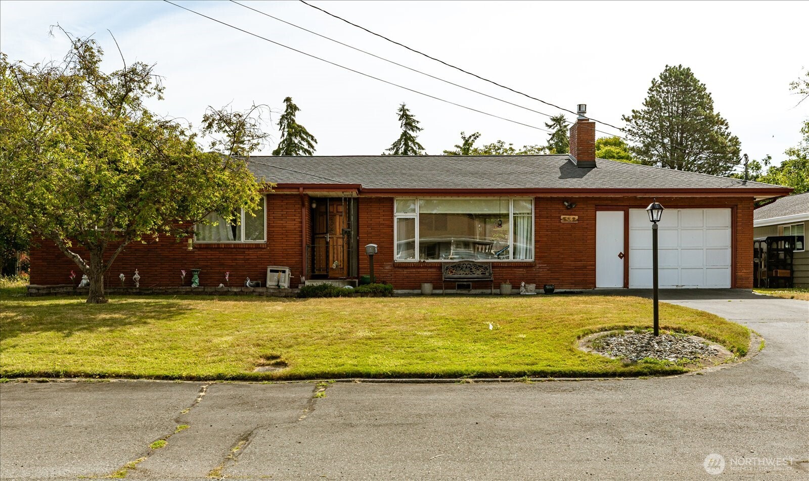 532 Pasek Street