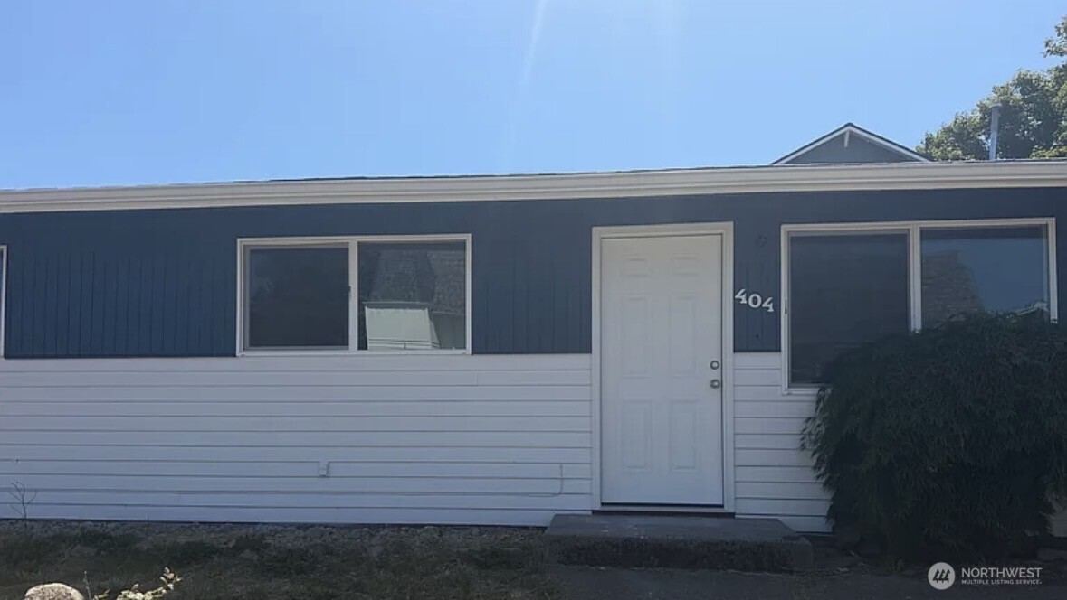 404 Division Lane