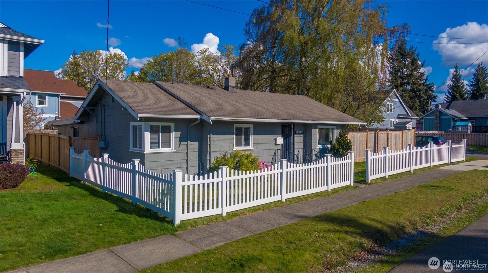 3813 Mullen Street