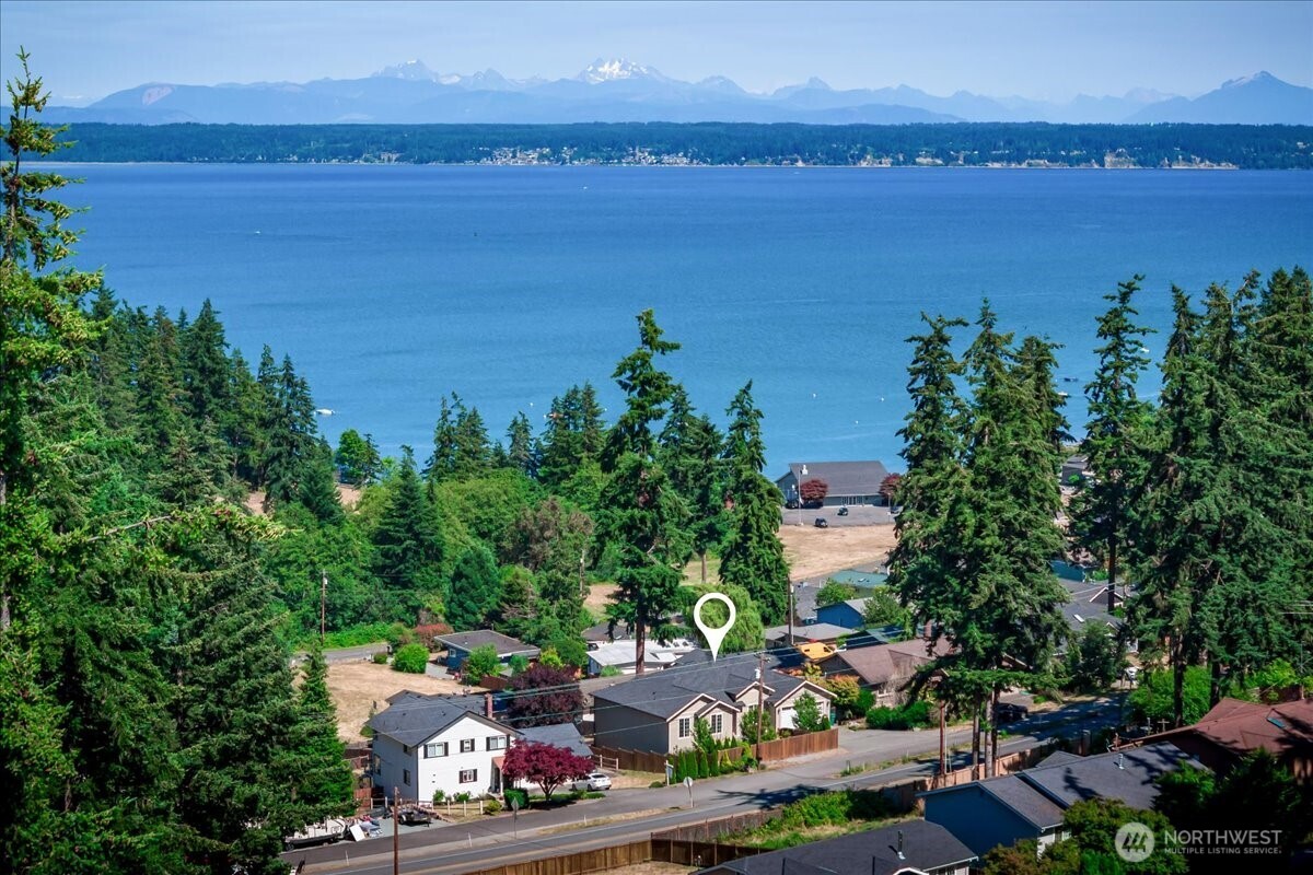 1229 Camano Drive