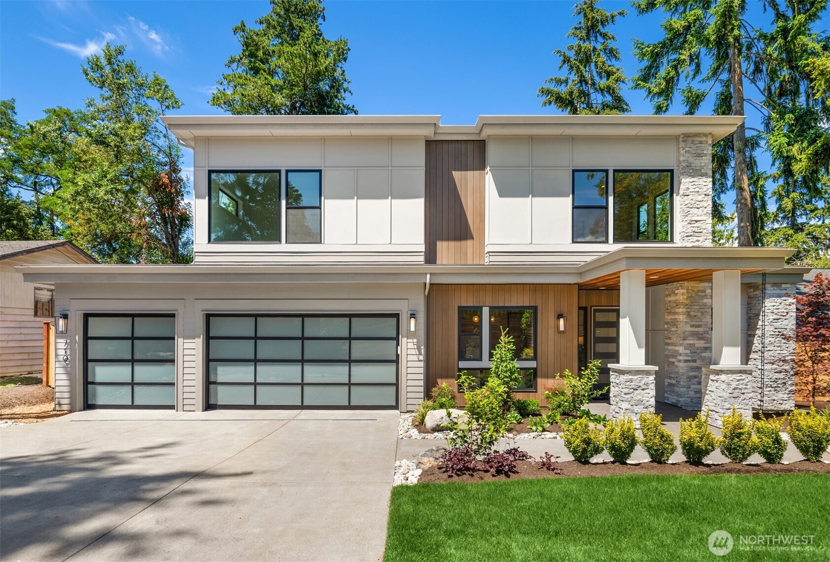 719 19th Lane