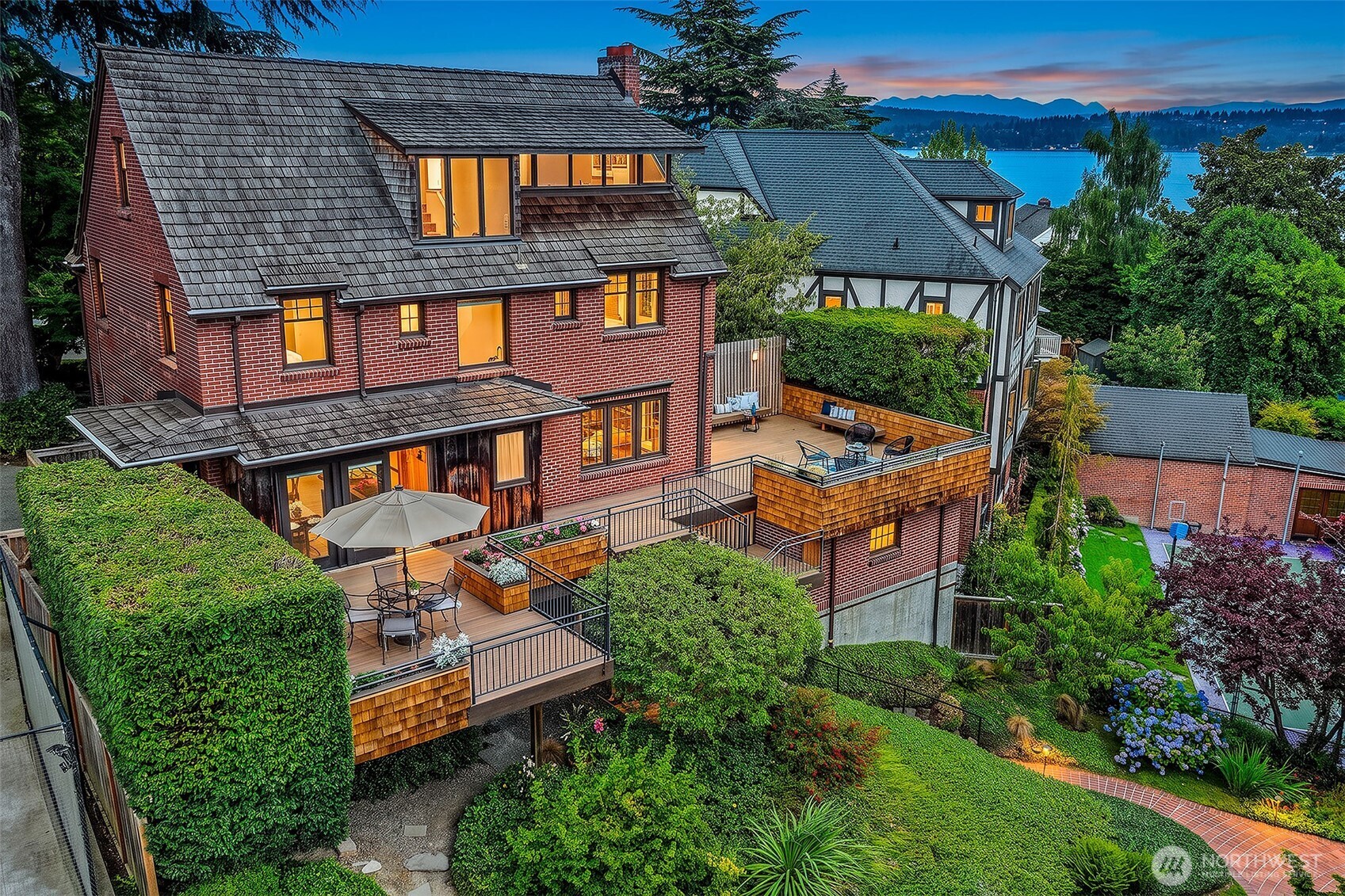 5201 43rd Street