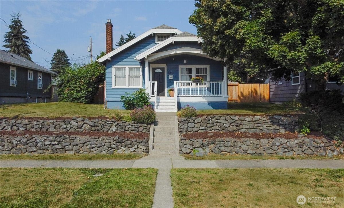 3614 Ainsworth Avenue