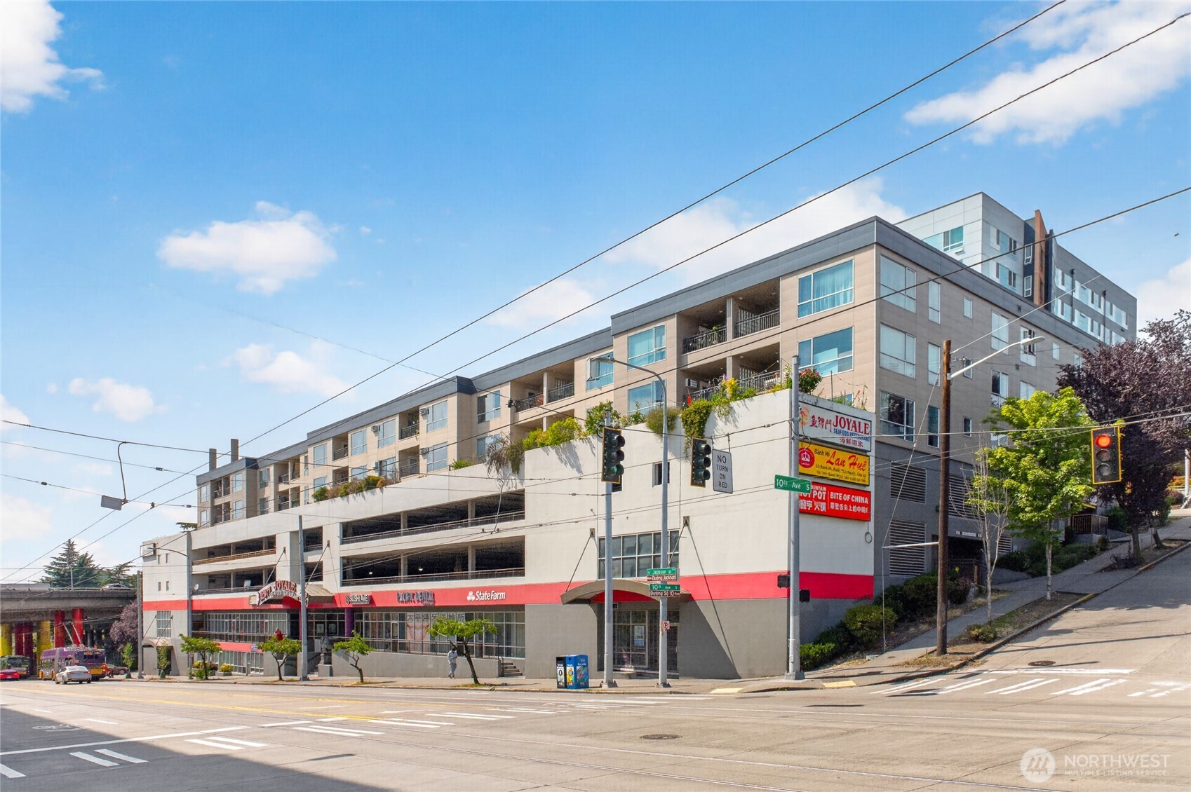 321 10th Avenue #710