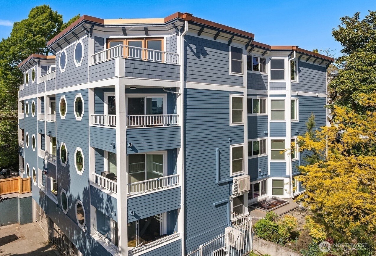 303 13th Avenue #301