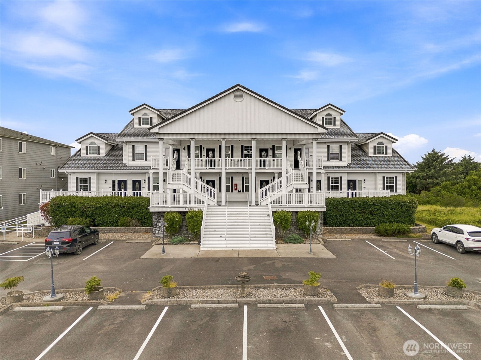 855 Ocean Shores Boulevard #101