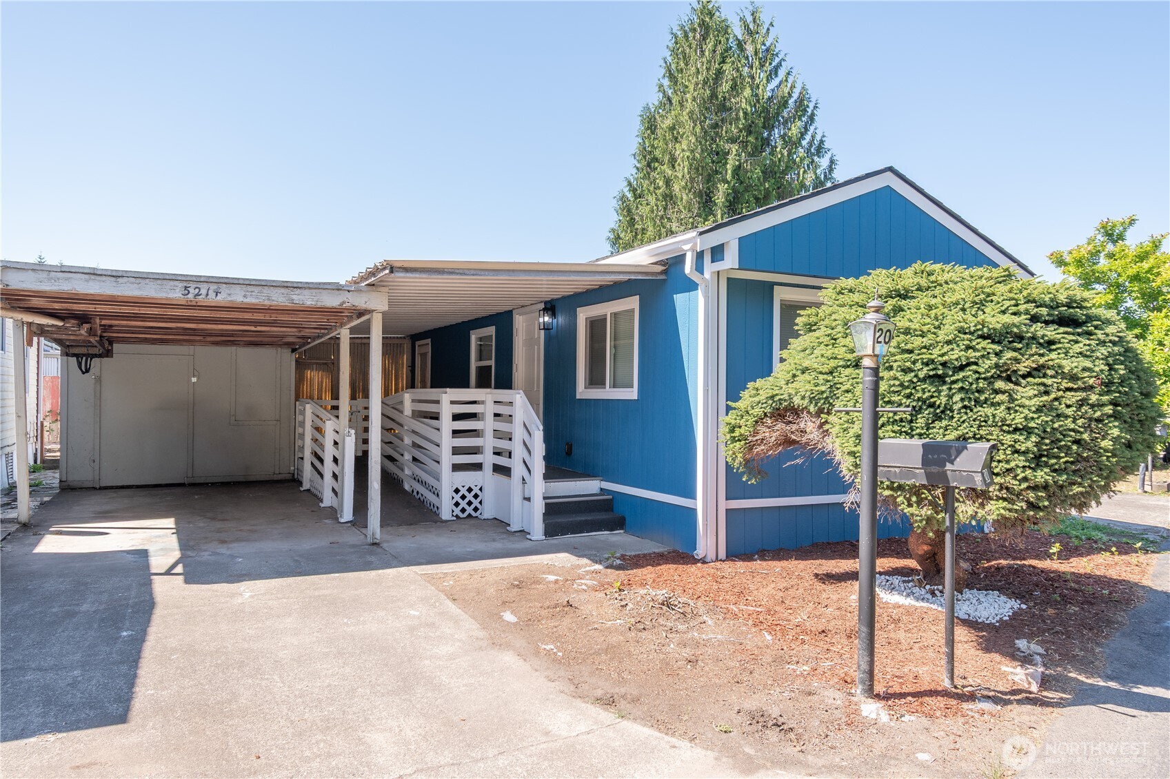 5214 72nd Avenue #20