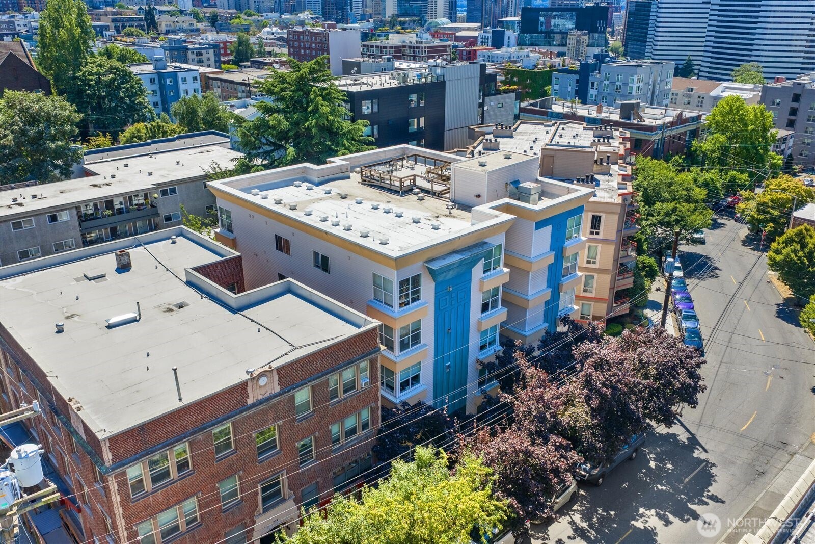 717 Denny Way #3A