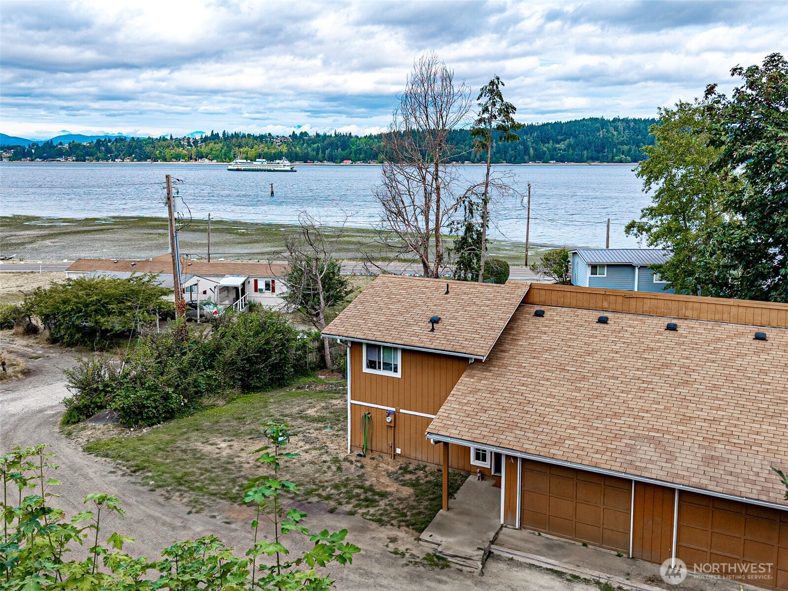 4617 Beach Drive