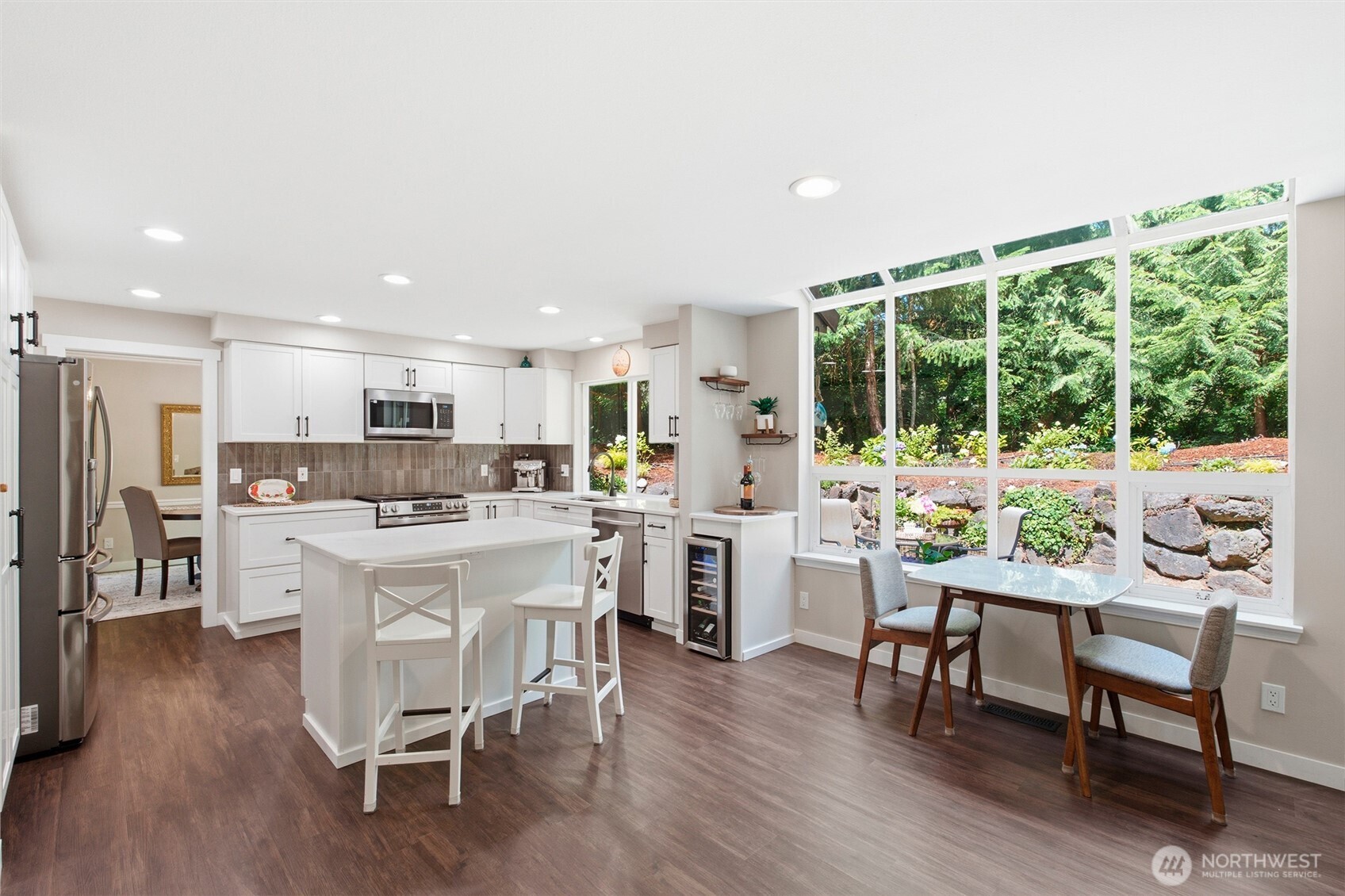 1636 Nassau Court