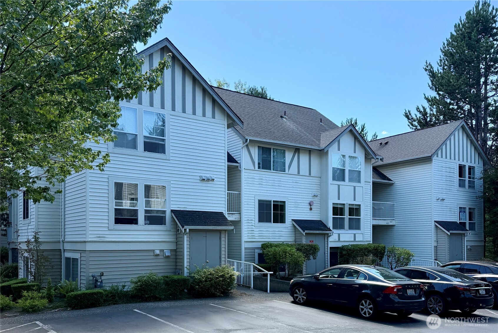 4421 249th Terrace #11-202