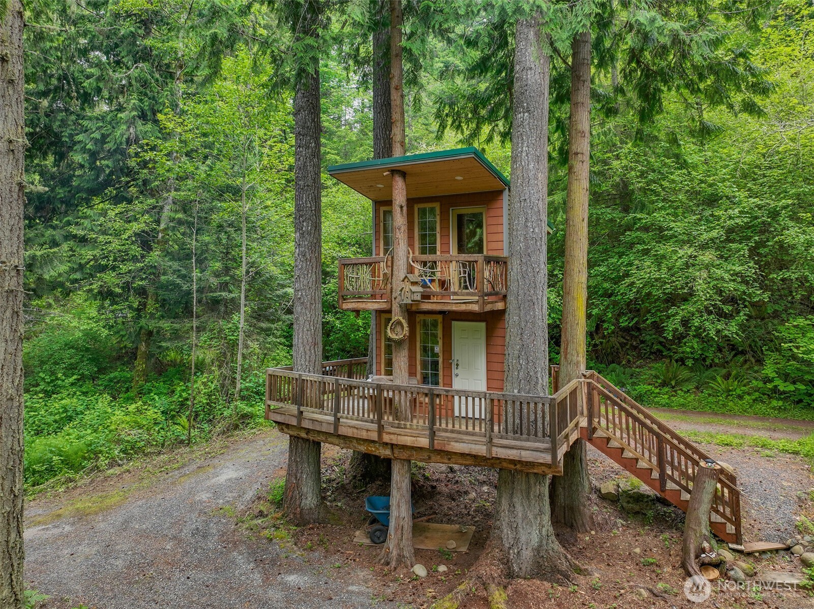 14125 Beaver Drive