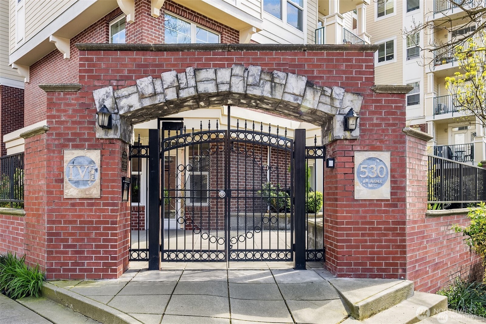 530 4th Avenue #206