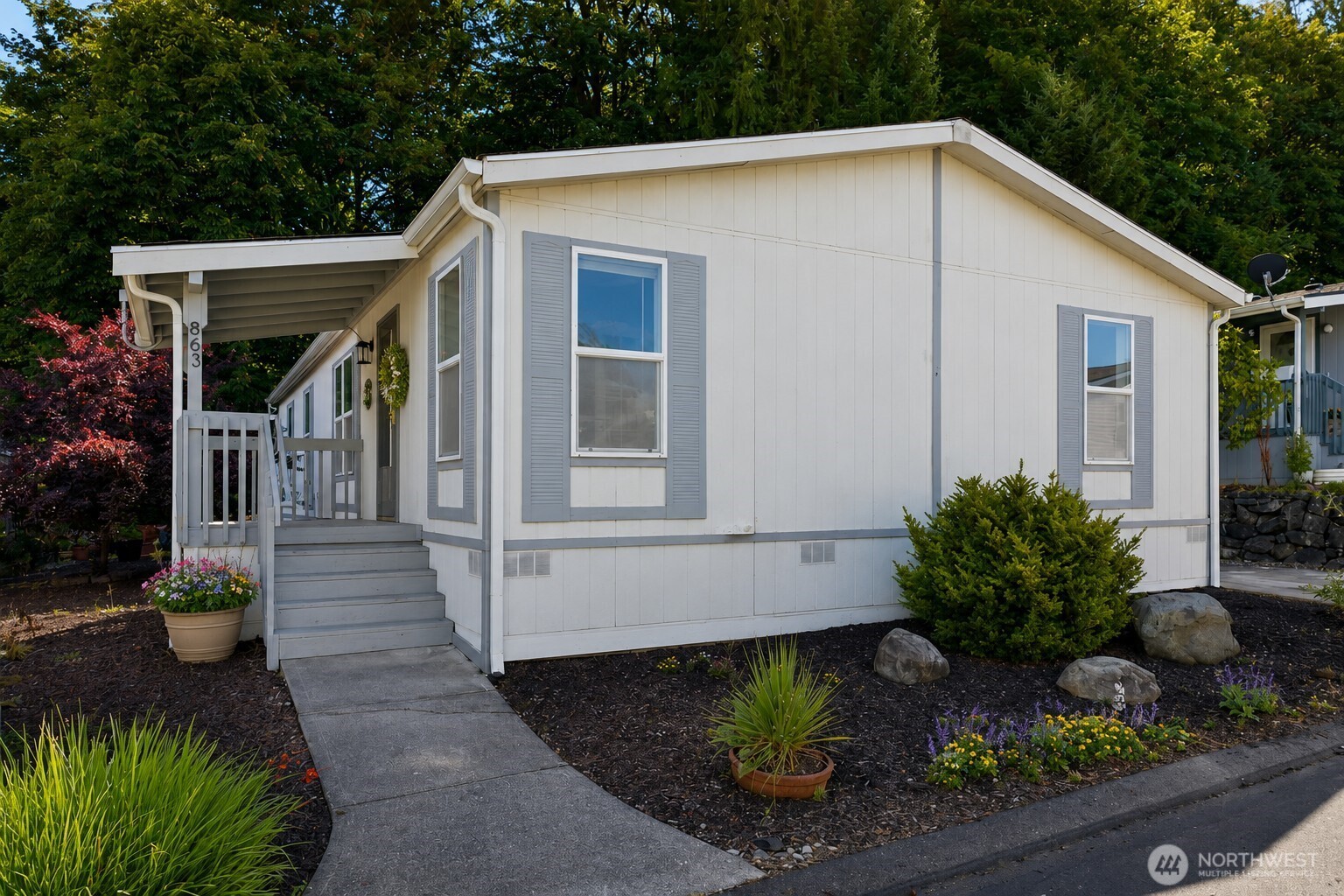 863 Saturn Lane #174