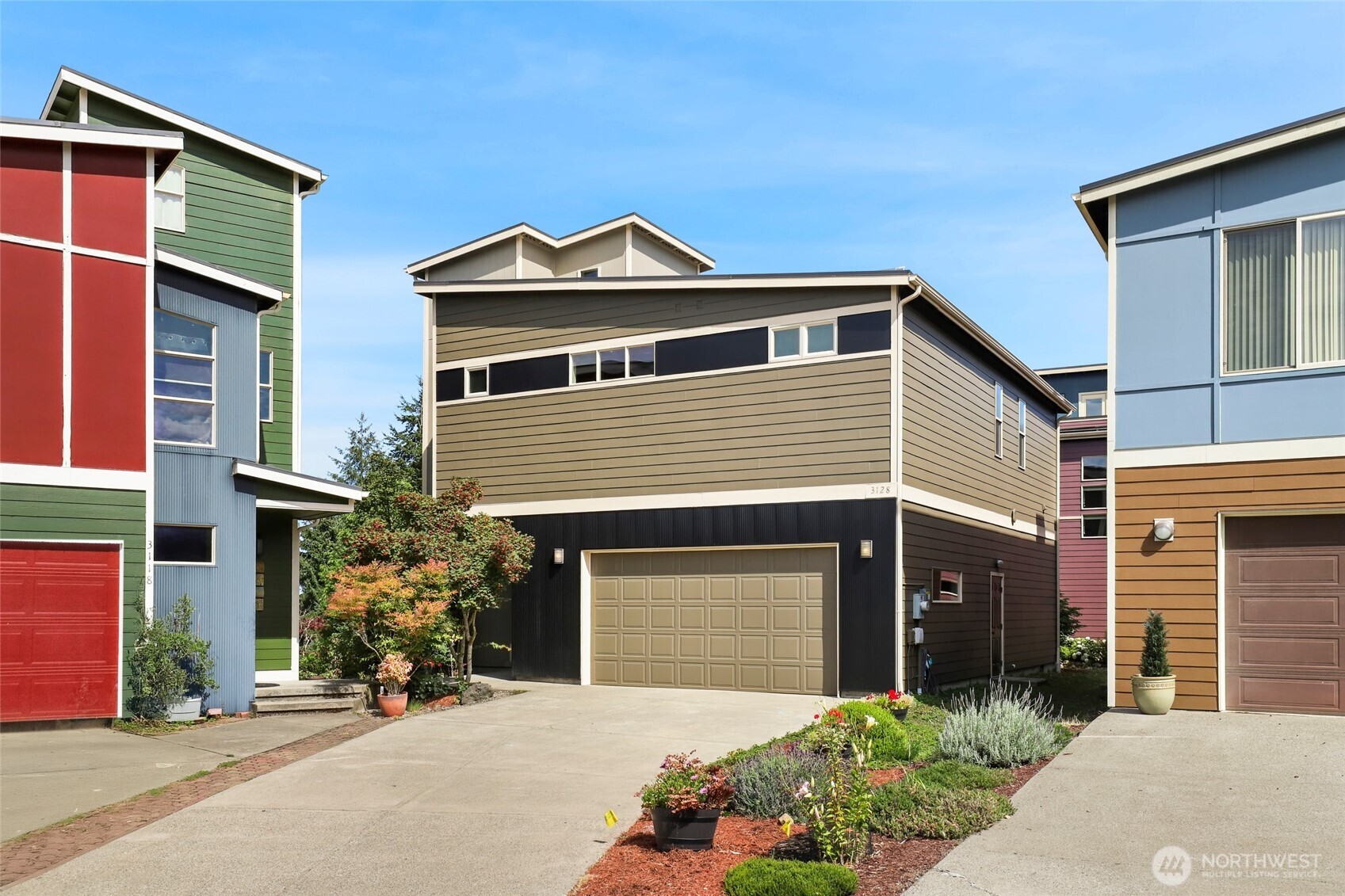 3128 Banks Lane