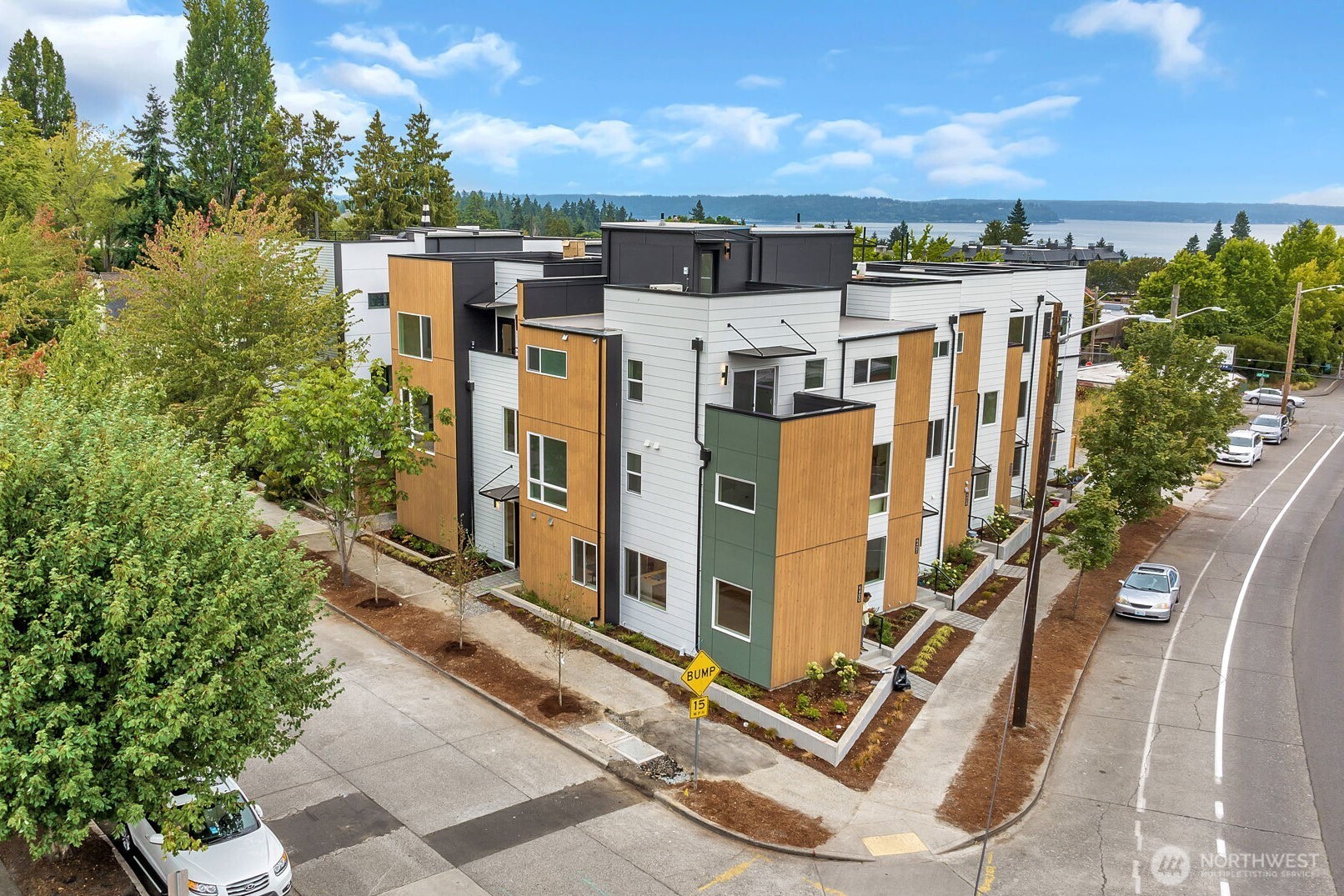 6400 Fauntleroy Way