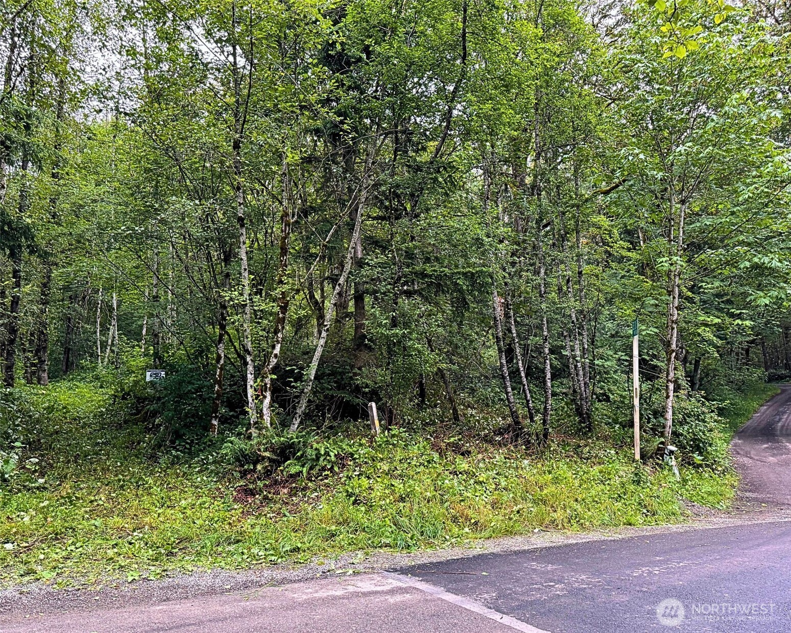 355 XX Courtney Road