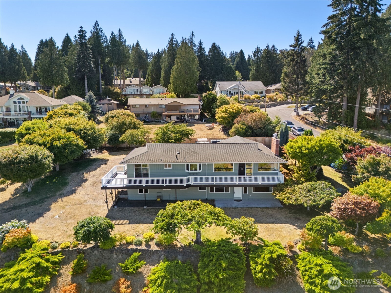 8102 Seaview Drive