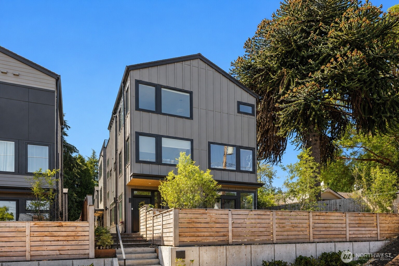1255 100th Street