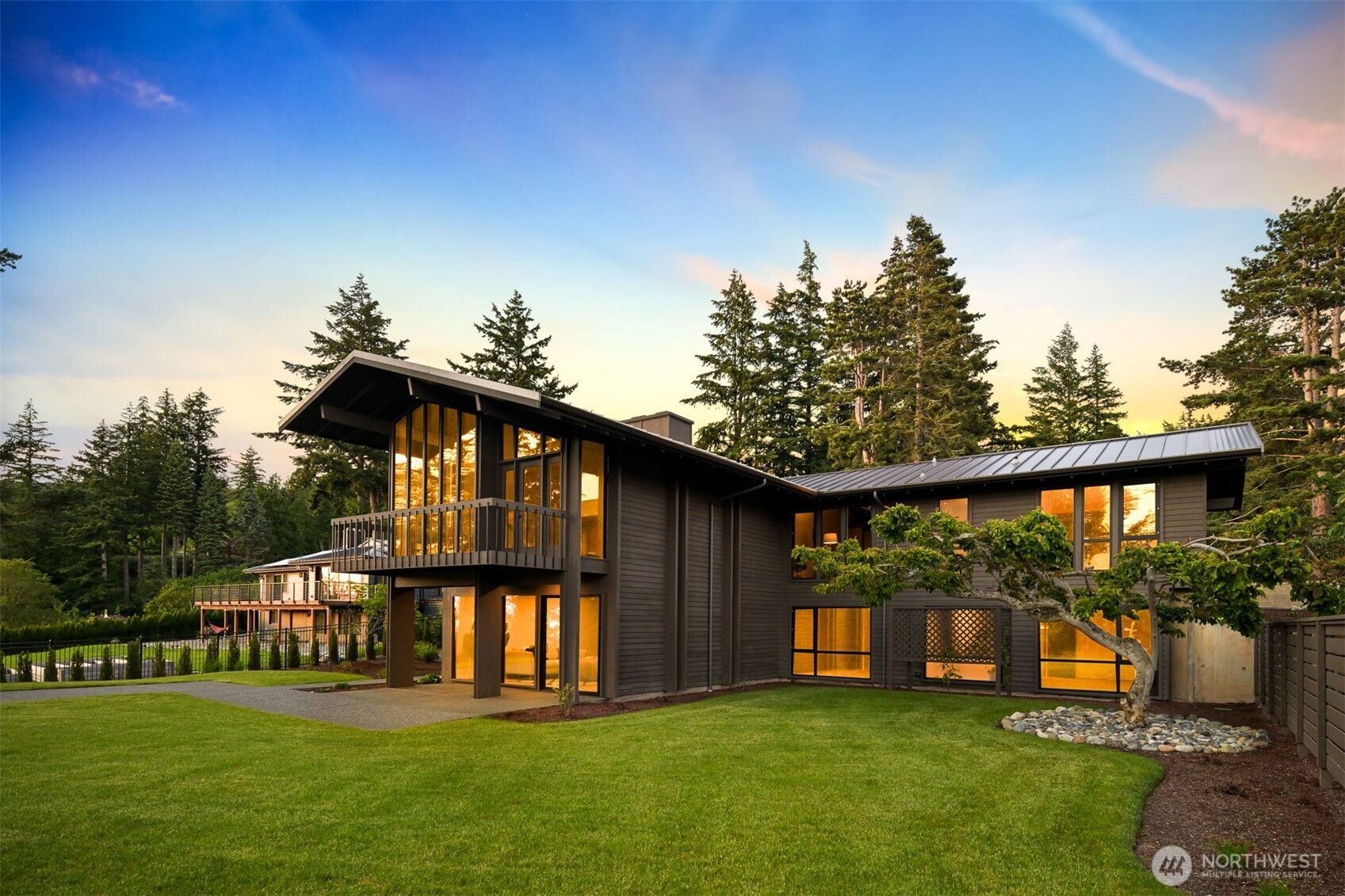 430 Bayside Drive