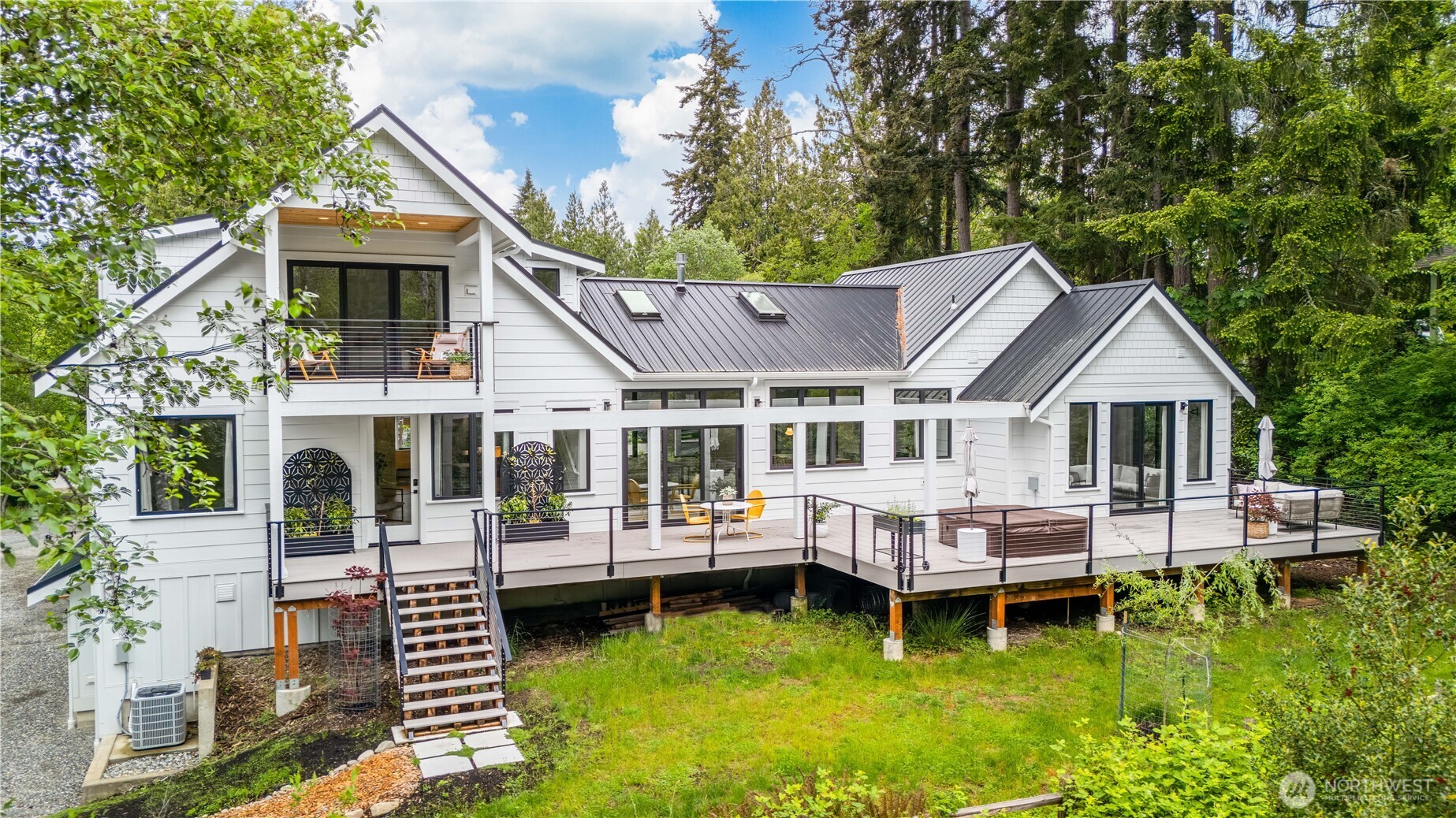 4357 Lakehill Lane
