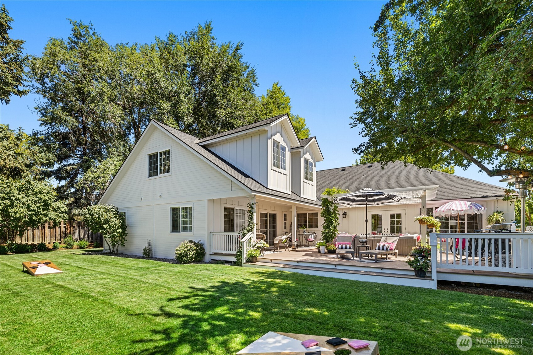 1403 Thayer Avenue