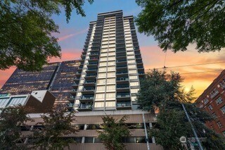 2100 3rd Avenue #1401