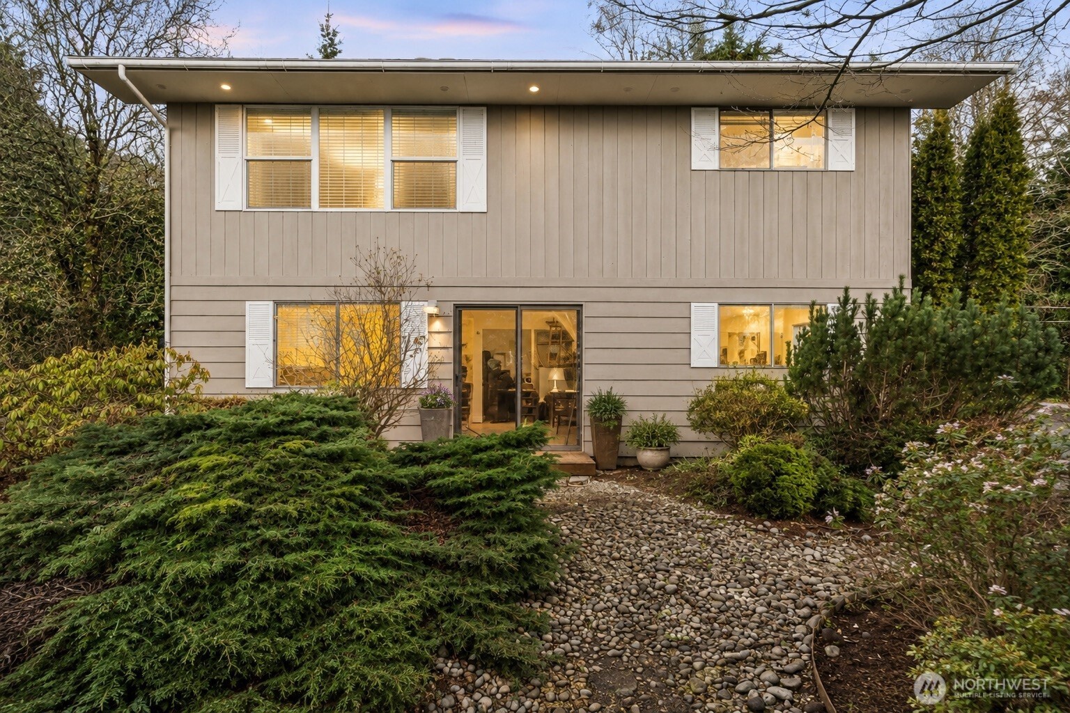 209 Chenault Avenue