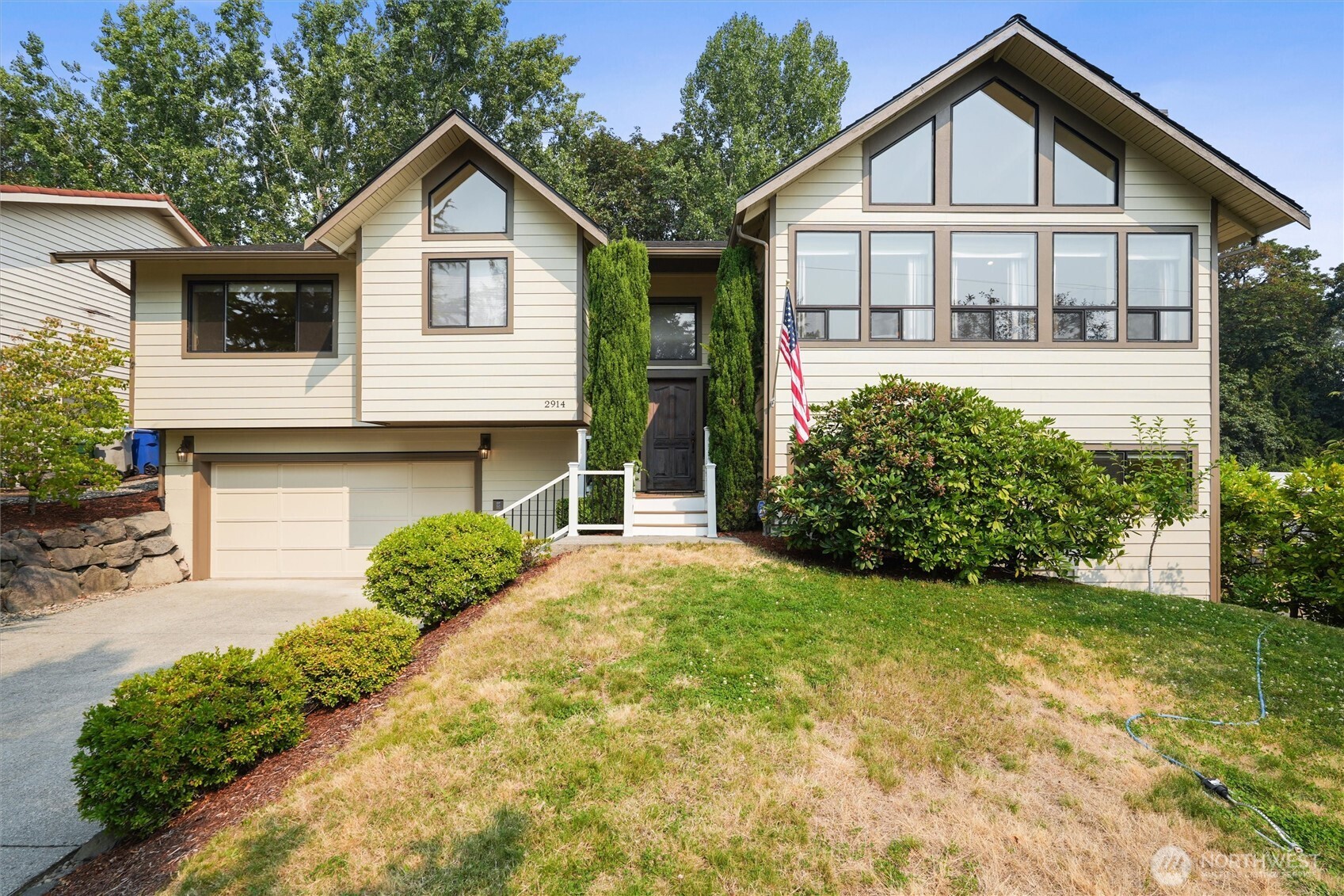 2914 Cedar Avenue