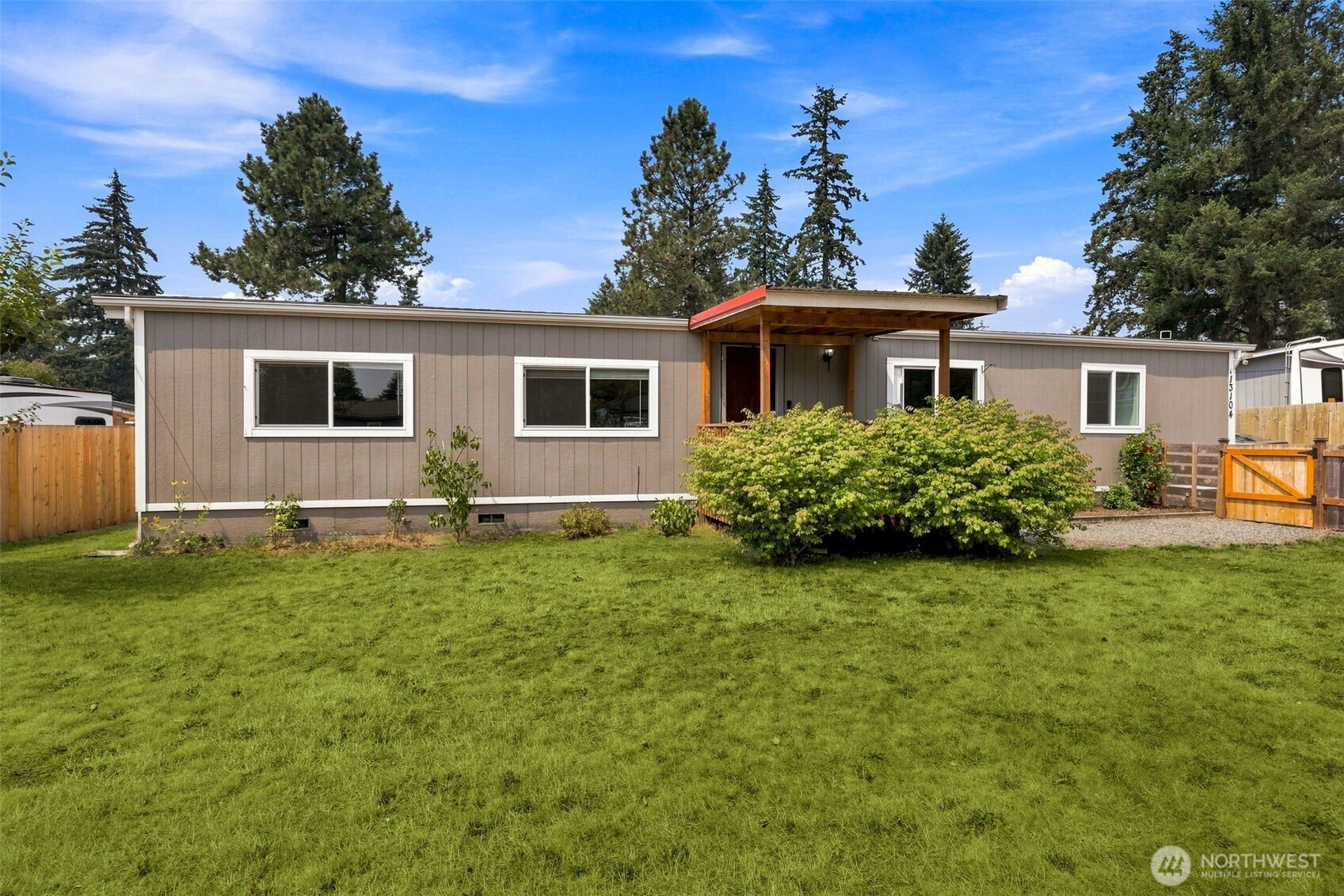 13104 Ridge Circle