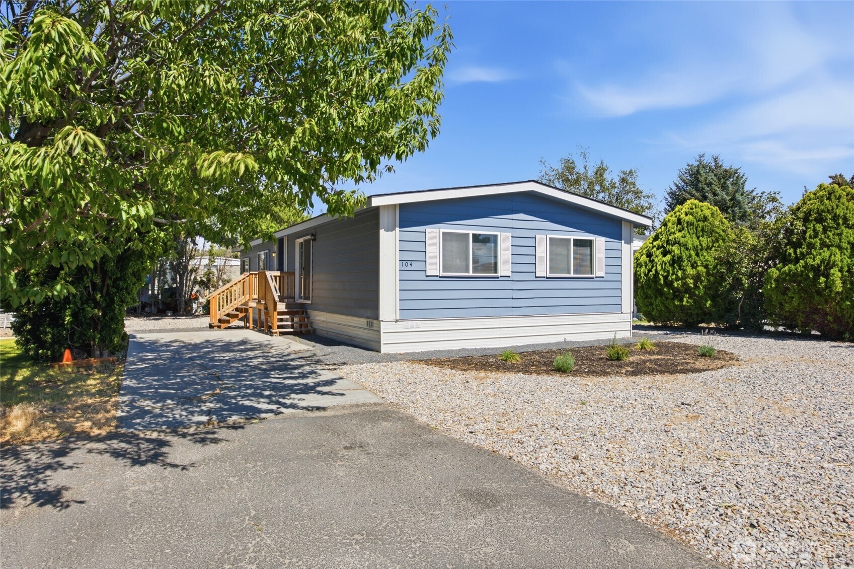 4815 Airway Drive #104
