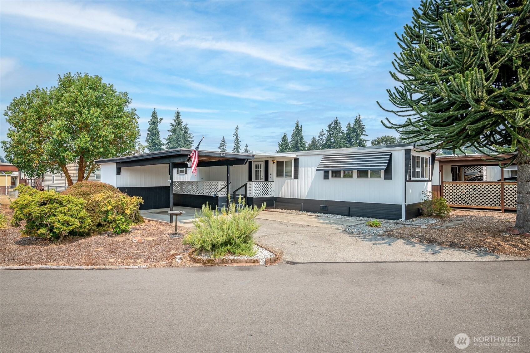 125 195th Street #15