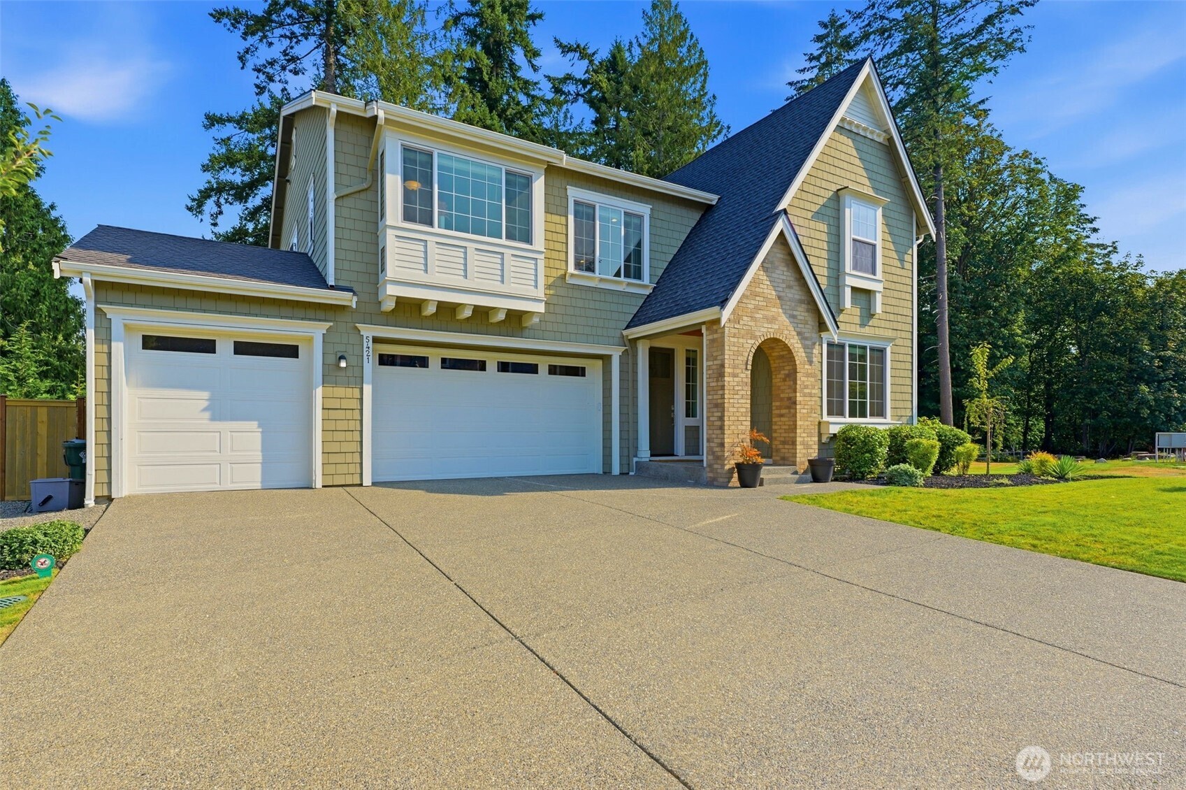 5421 133rd Street Ct