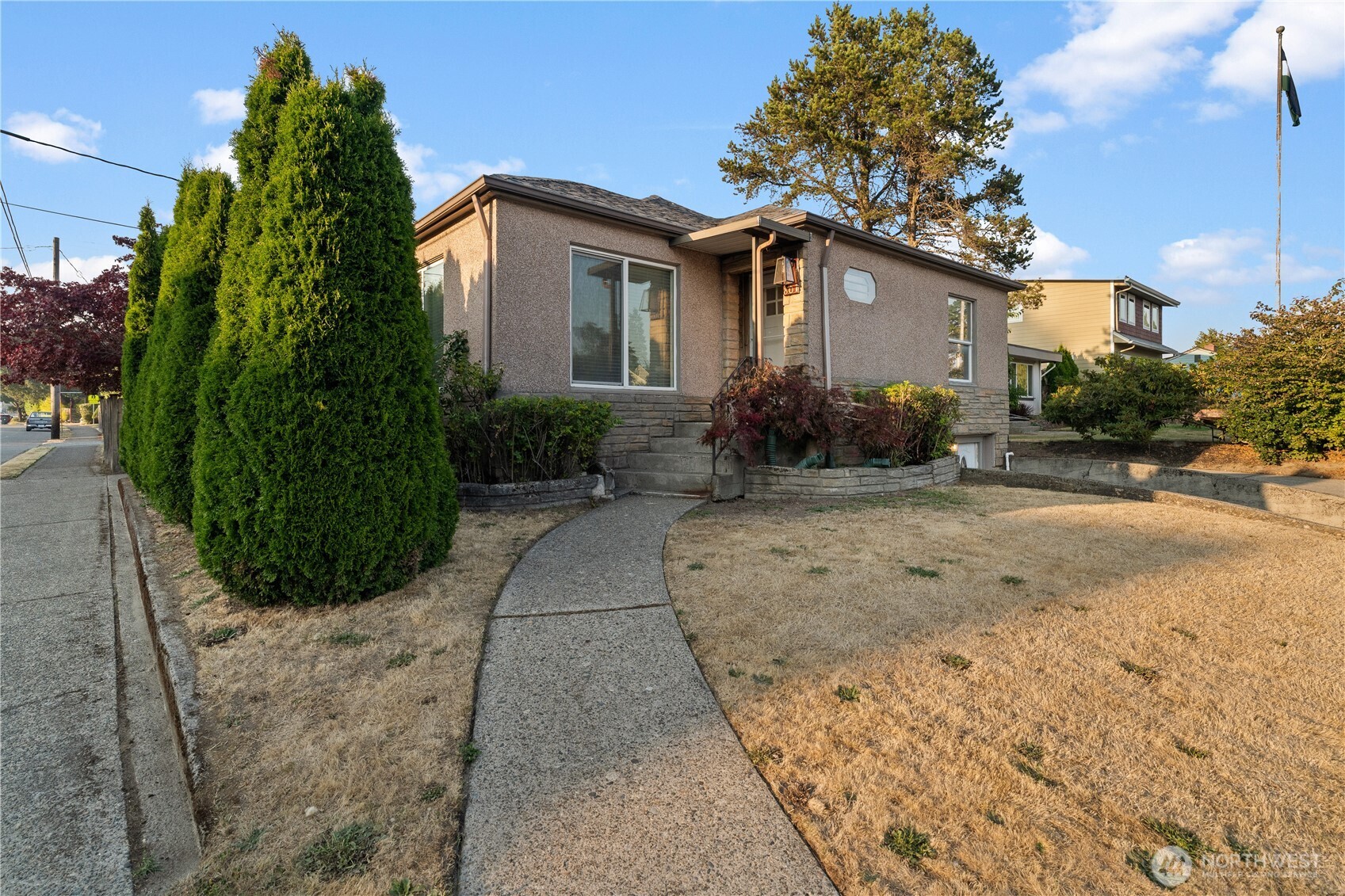 801 Stevens Street