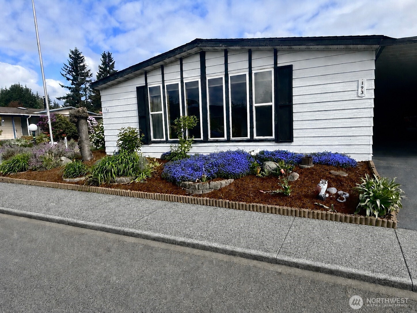 201 Union Avenue #193