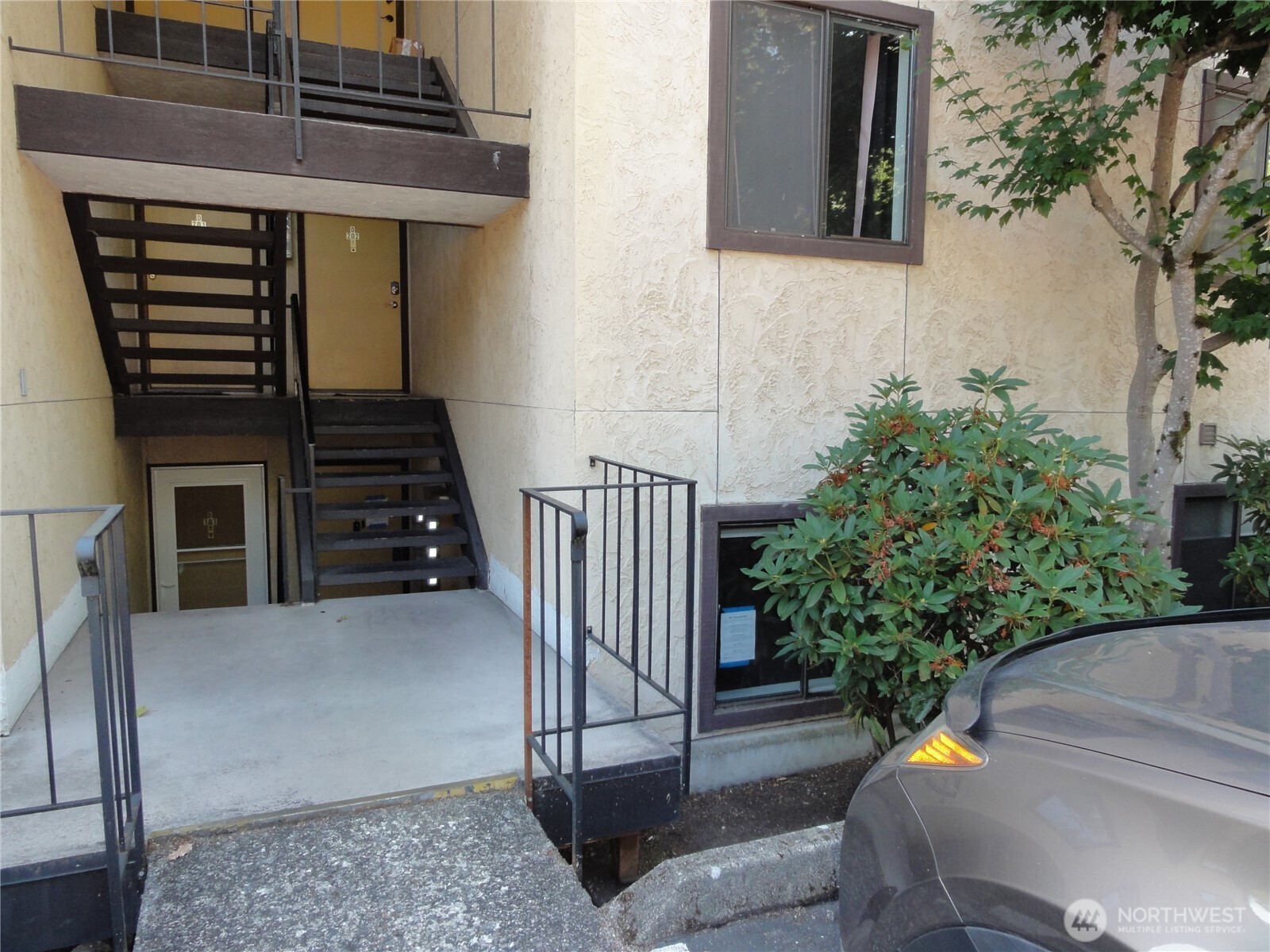 23511 102nd Avenue #D102