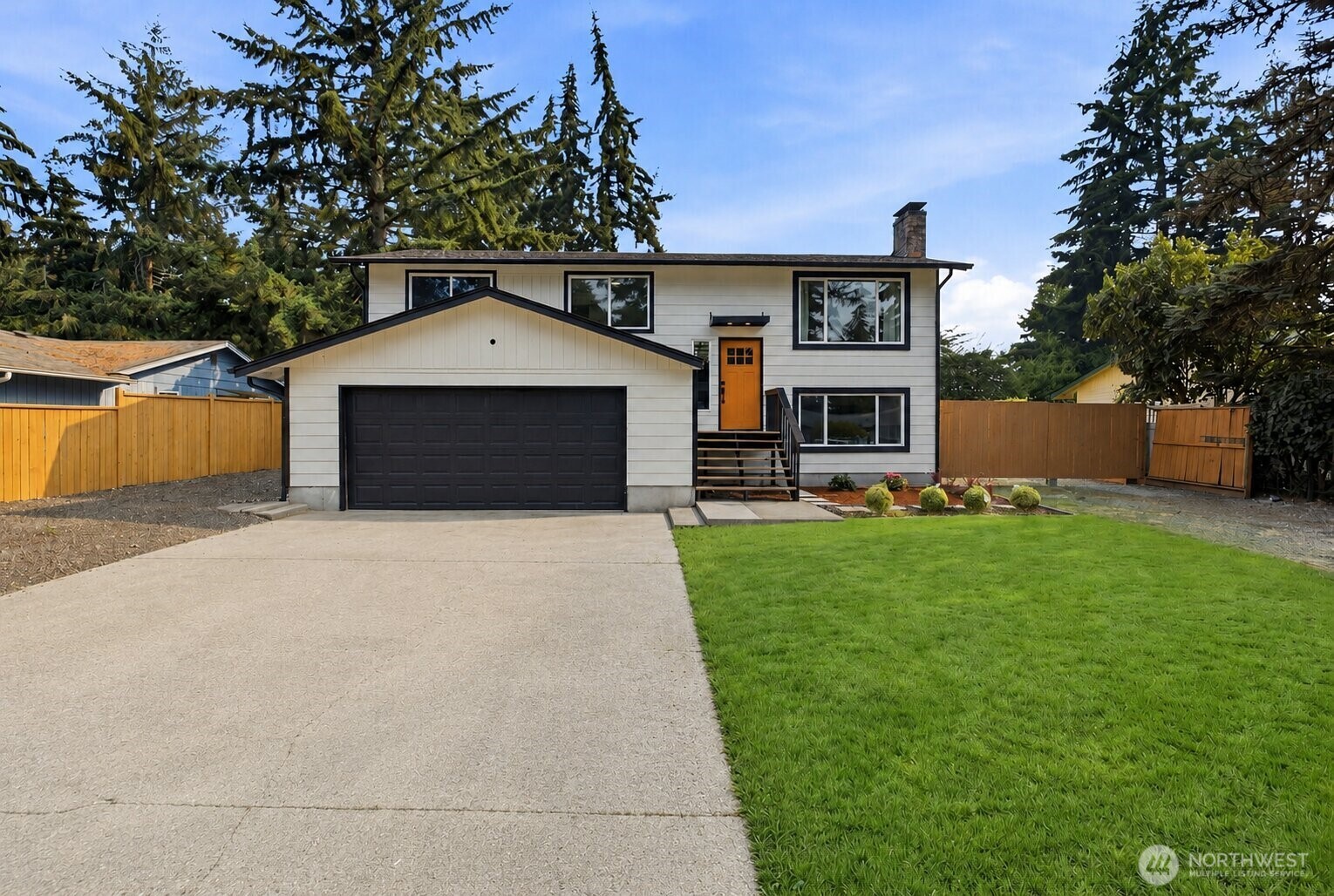 8829 Skokomish Way