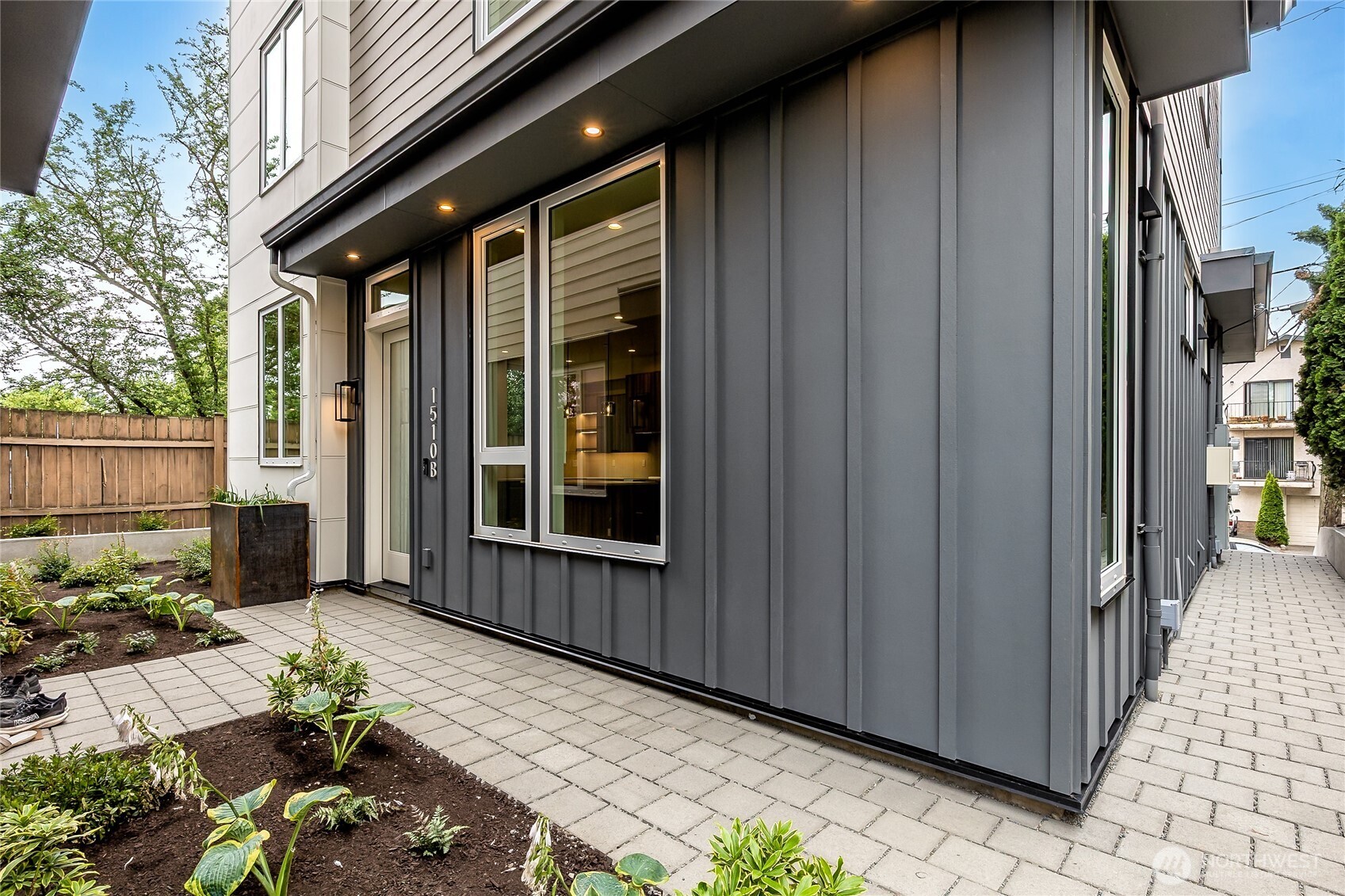 1510 B 59th Street
