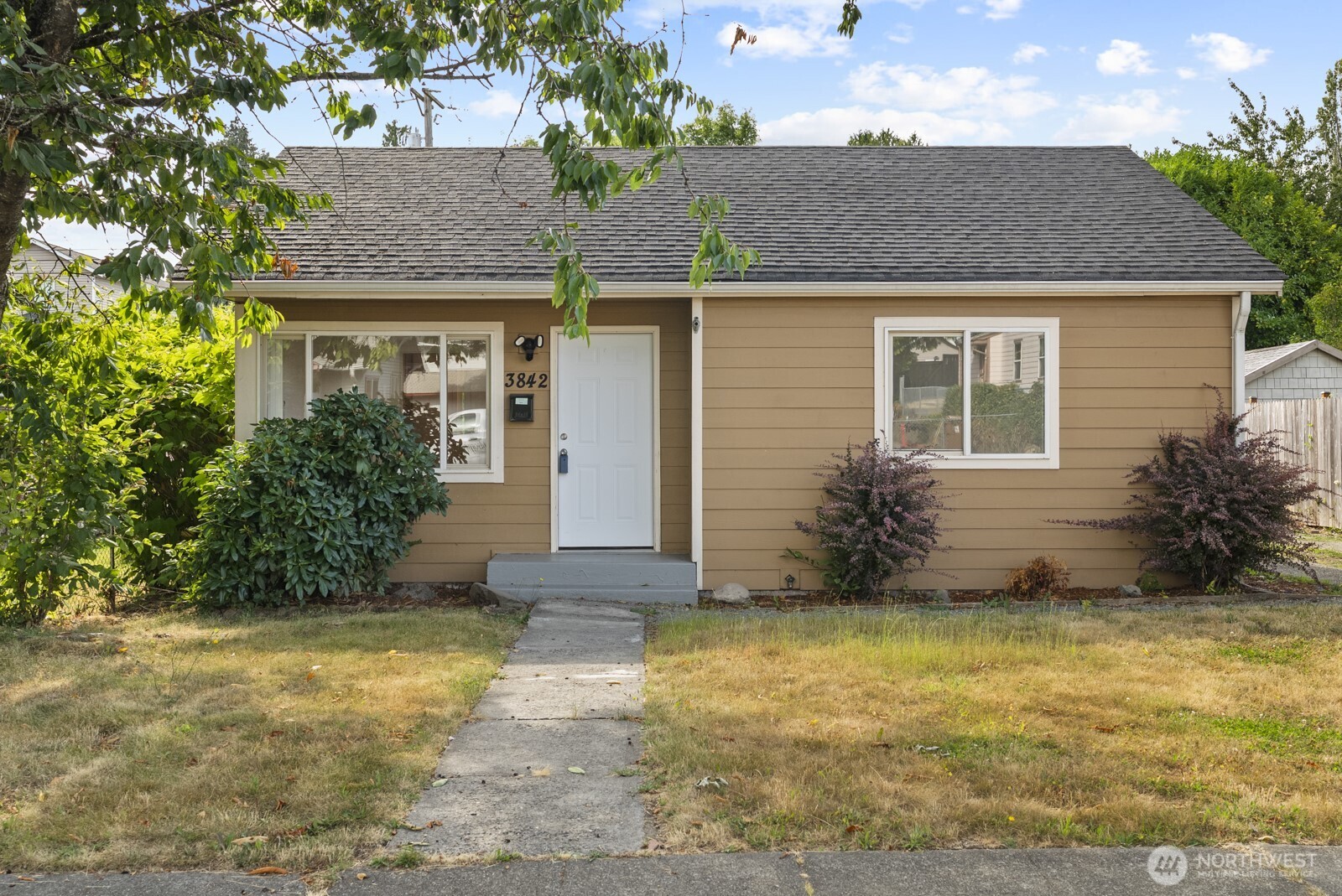 3842 K Street