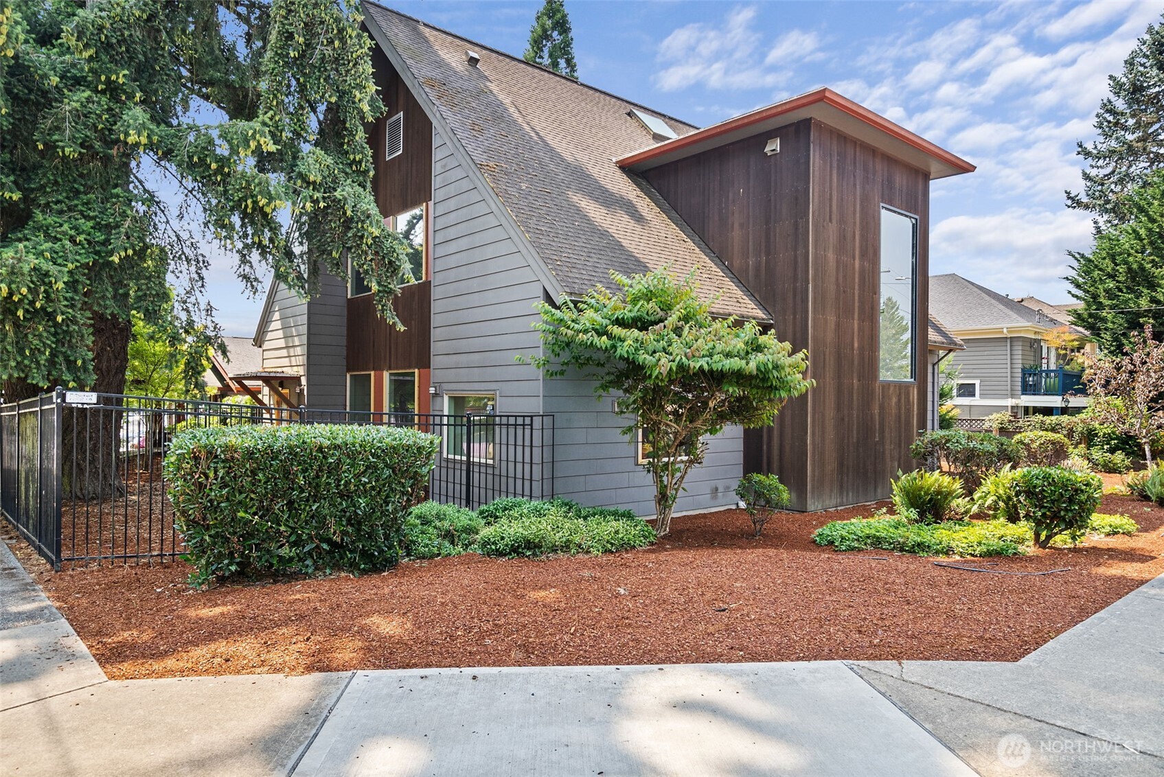 115 Eastside Street