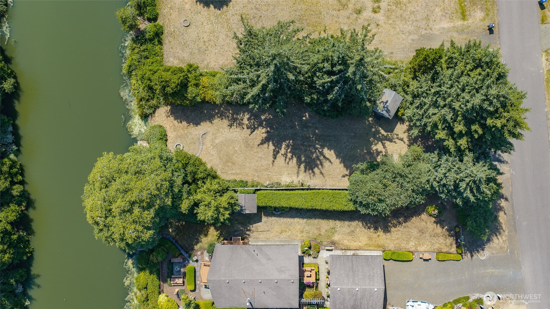 133 Cakesosta Street