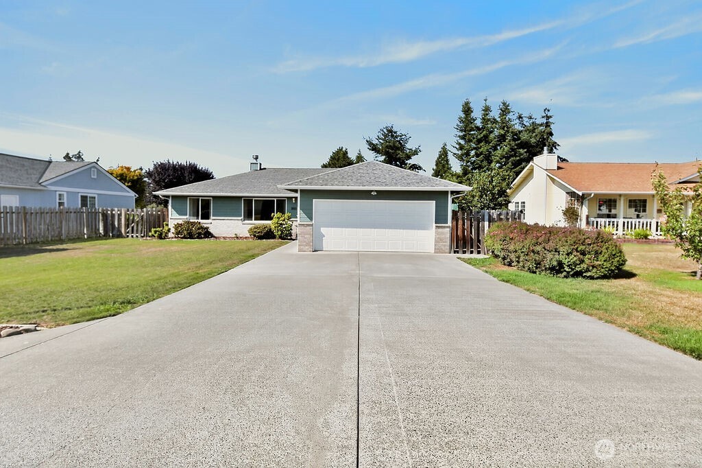 860 Sylvester Court