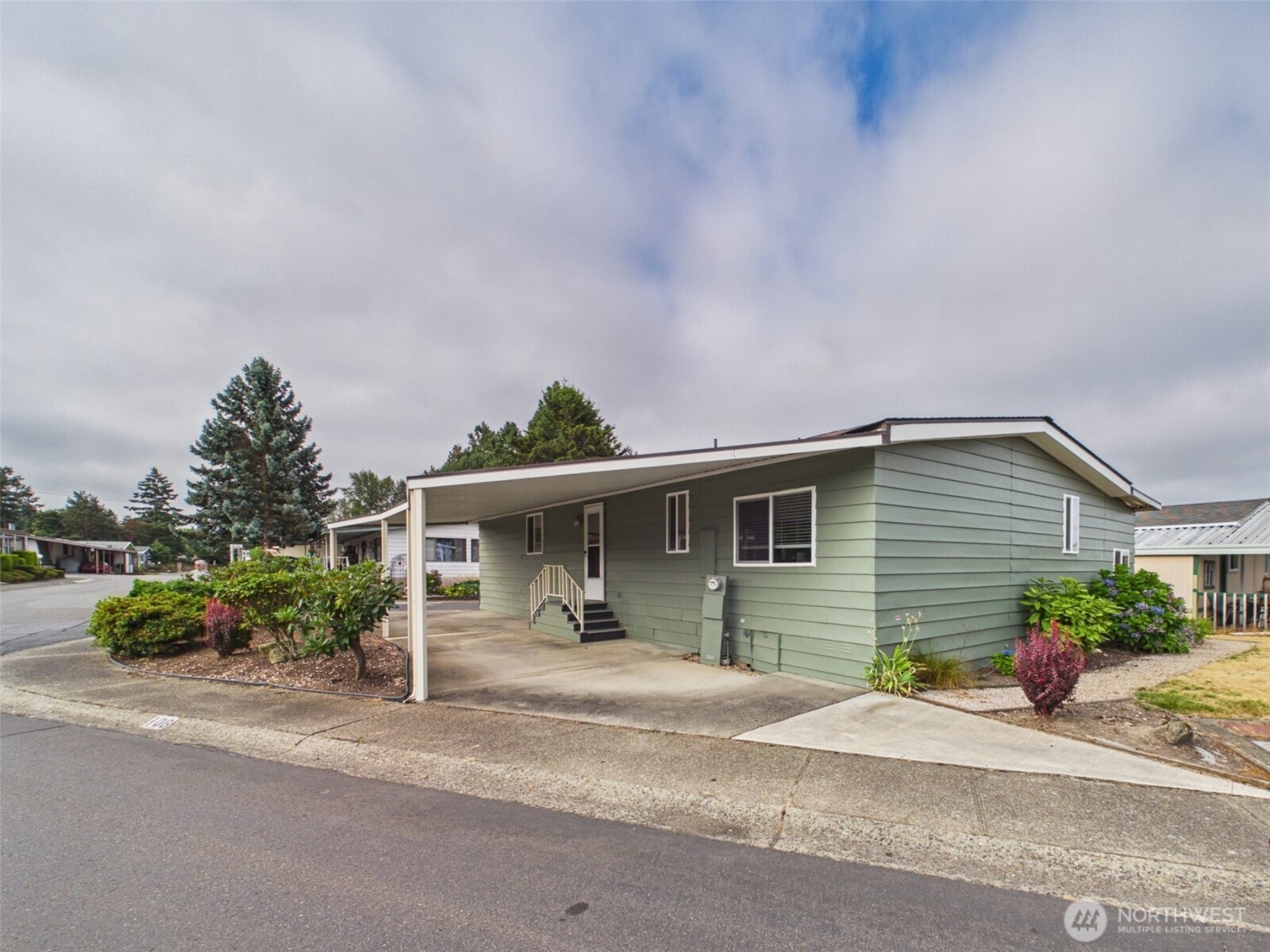 11436 208th Street #106