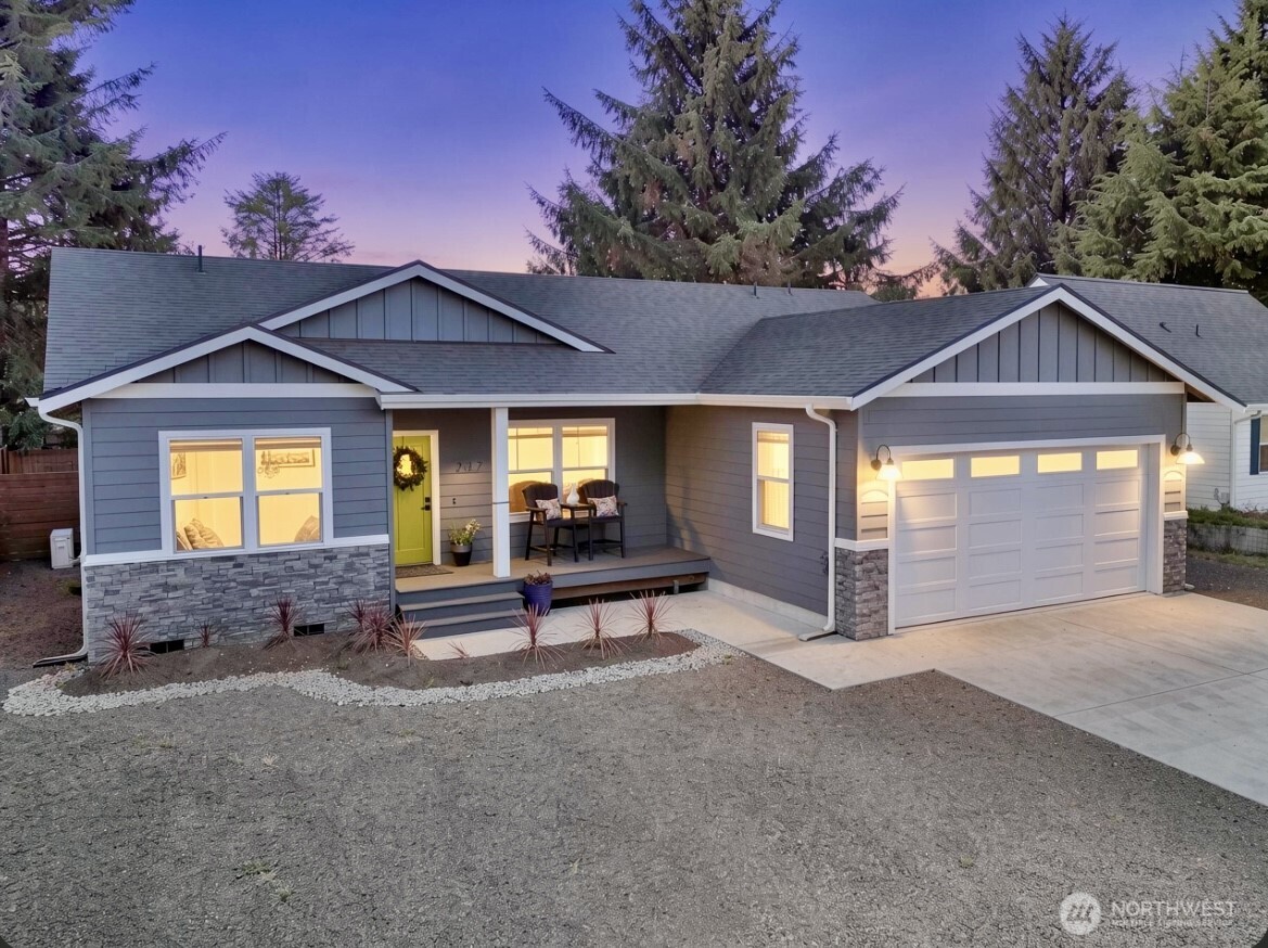 247 Clover Creek Avenue