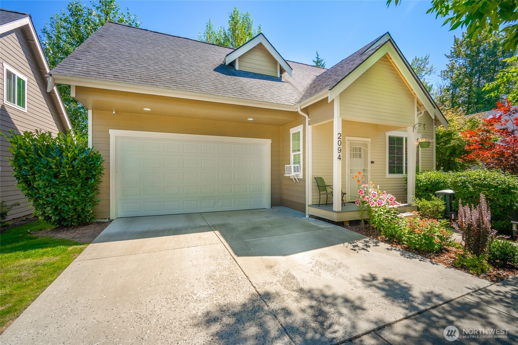 2094 Calico Loop