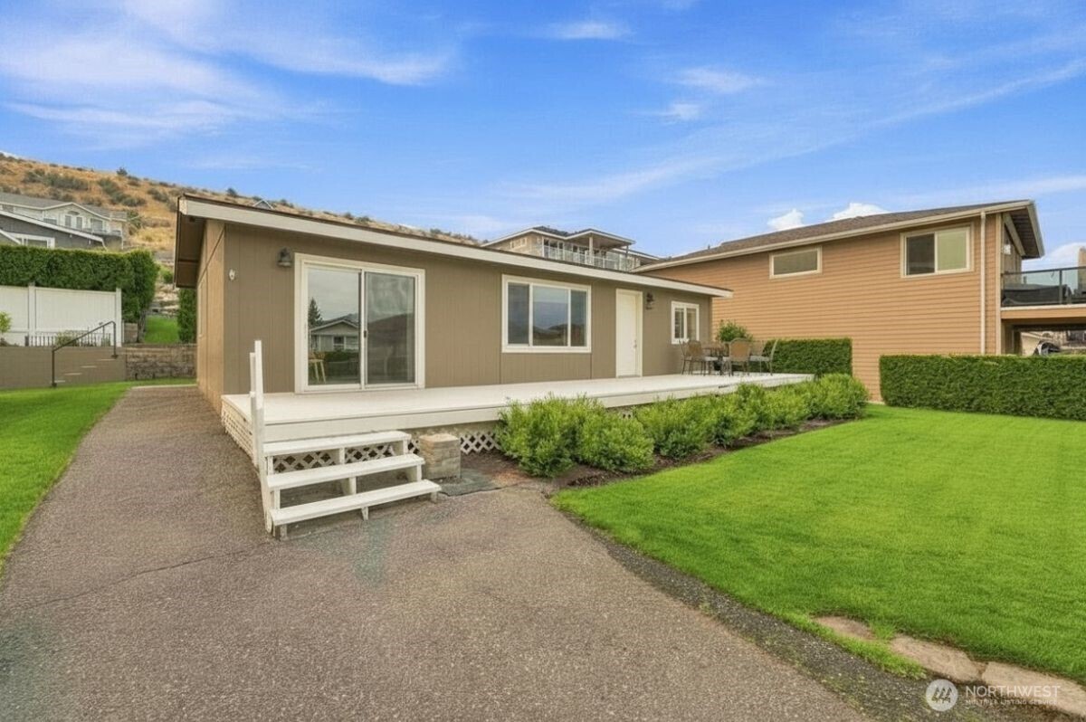 470 Entiat Drive